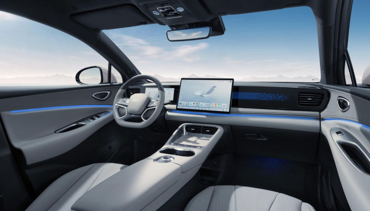 20250725_1753406871796361.png 高能超享SUV,比亚迪海狮06正式上市 售价13.98万-16.38万566.png