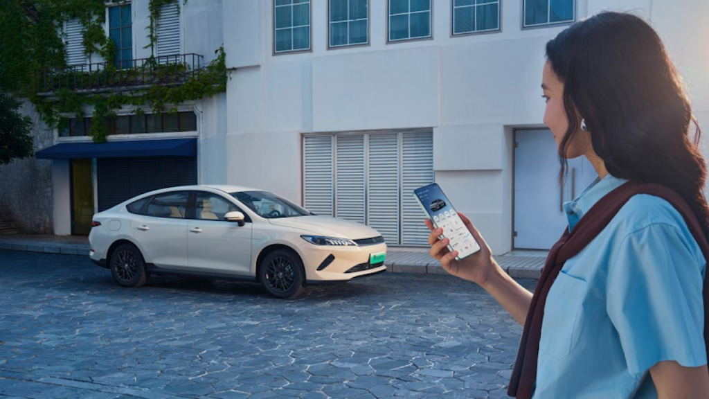 家轿冠军国庆献礼 第二代秦PLUS上新6.98万元起 1036.png