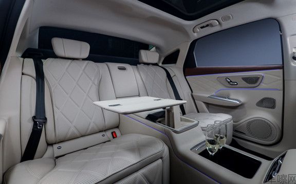 新闻通稿《进化不止 风云A9L光辉(四驱)全球上市,超级置换抢购价17.19万元