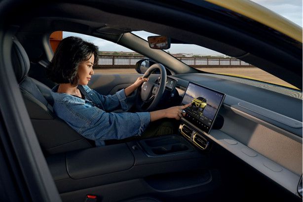 【新闻稿】限时惊喜价9.28万起!零跑Lafa5正式上市 重塑10万级纯电轿跑价