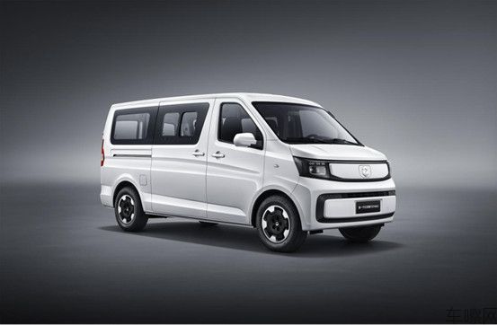 新闻稿-长续航+2C快充，新一代长安睿行EV(金钟罩50kWh）正式上市(1)2