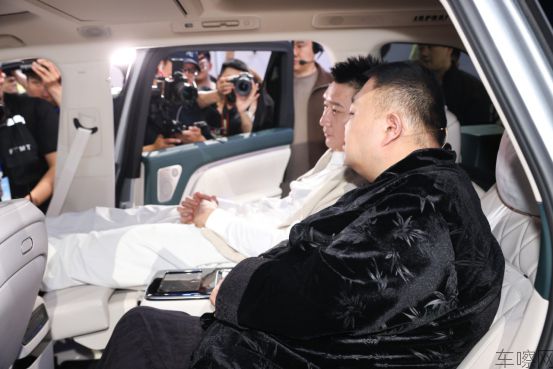 【新闻稿】体系力成就确定性！岚图汽车乘风向上 北京车展交出硬核答卷1853.jp