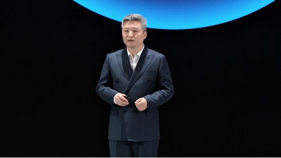 【终版-媒体版】福田汽车重磅发布行业首个 AI 大模型的智能品牌—— 苍穹(1)